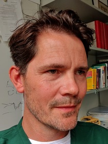 (Prof Nicolai Bang Foss)







