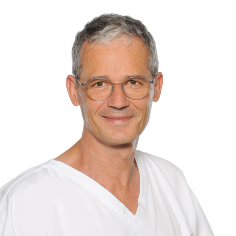 (Prof Thierry Girard)







